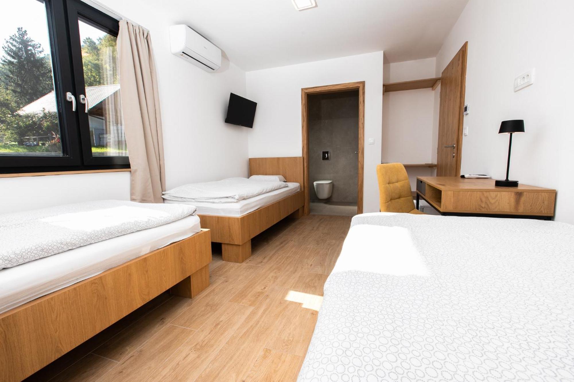Kozjanski Dvor Podčetrtek Exterior foto